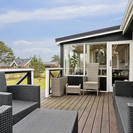Idyll Near And Life Feriehus